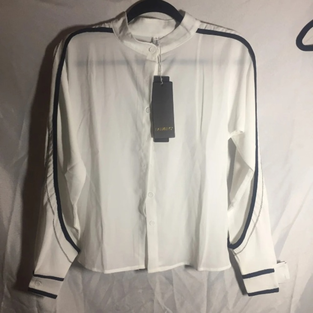 Blouse Small NWT